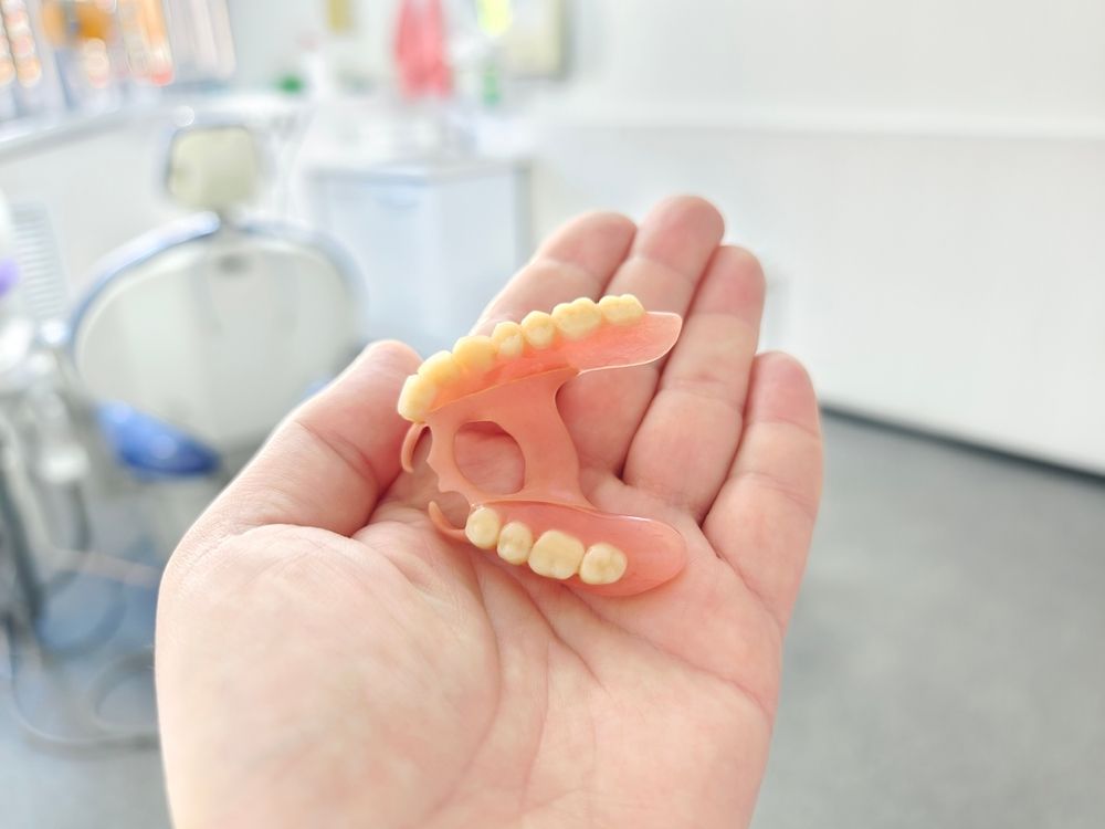 Partial removable denture of the lower jaw of a person