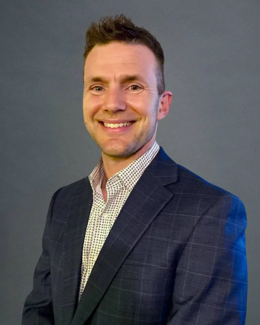 Portrait of Dr Jared D. Mason